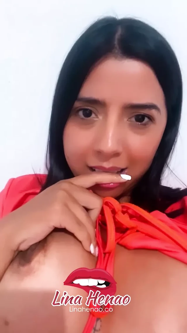Colombian ass wanting a big cock