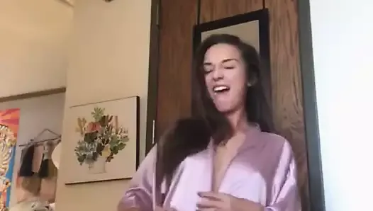 Dancing slut showing off her naked body