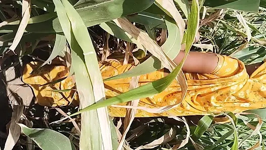 Kayınbiraderimi mısır tarlasında siktim