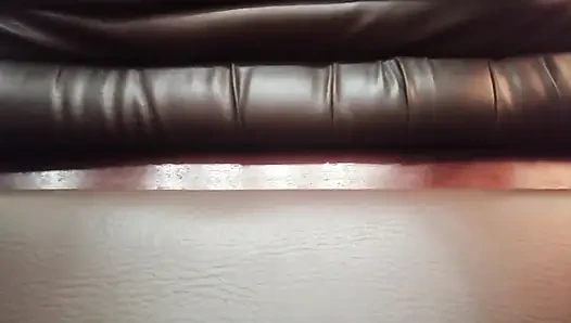 Мачеха развлекается с пасынком