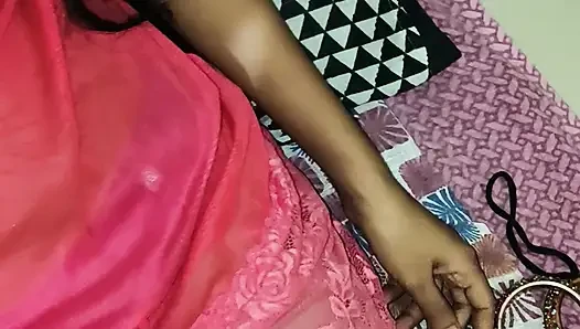 Adik tiri desi