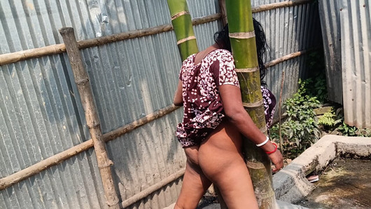 Pados ki hot bhabhi ki chudai ki