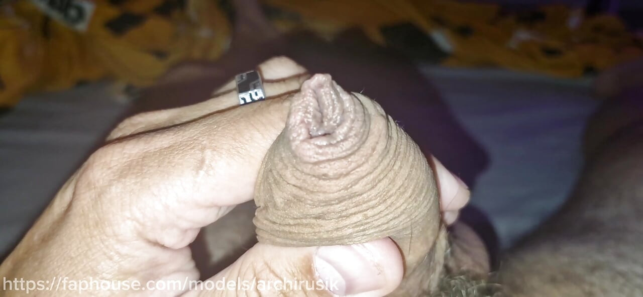 स्क्वर्टिंग कम स्खलनात दोन शक्तिशाली लंड एकत्र अडकले आहेत