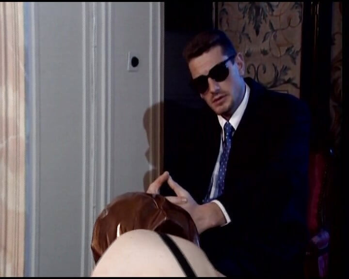 Deutsche schlampen mit ledermasken haben analsex