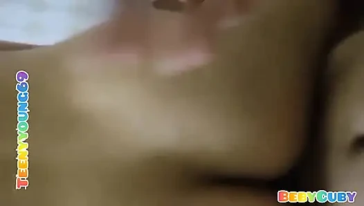 Meine schöne stiefschwester teilt glück mit meinem stiefbruster