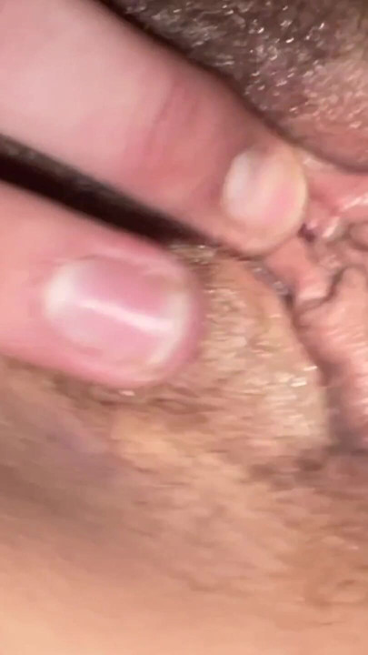 Sexy jonge milf lul rijdend poesje spuitend | Clip 3