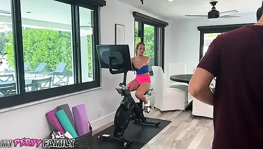 Mypervyfamily - Behind the Scenes with Luna Luxe & Filthy Rich!