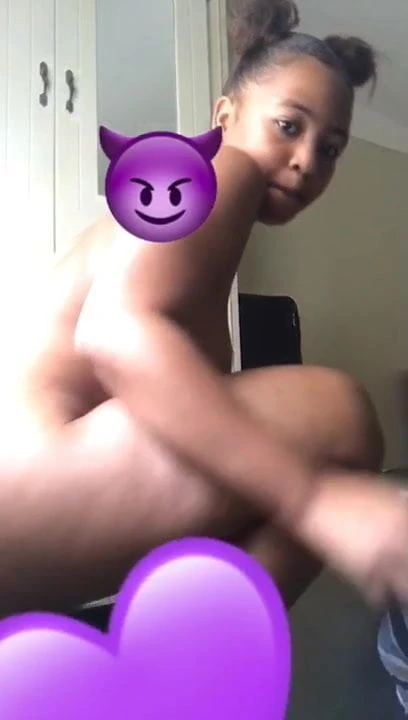 Snap nude