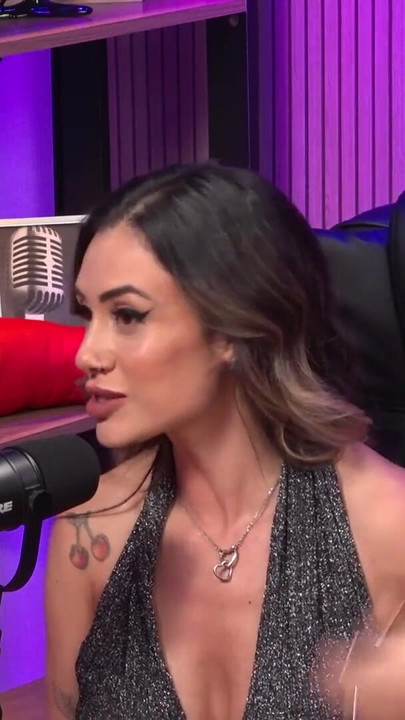 Trenutak koji morate podijeliti iz "Podcast Completo com Rafaela Lima"