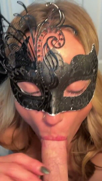 Sucking some dick and eating cum....some got on my face | Clip 1