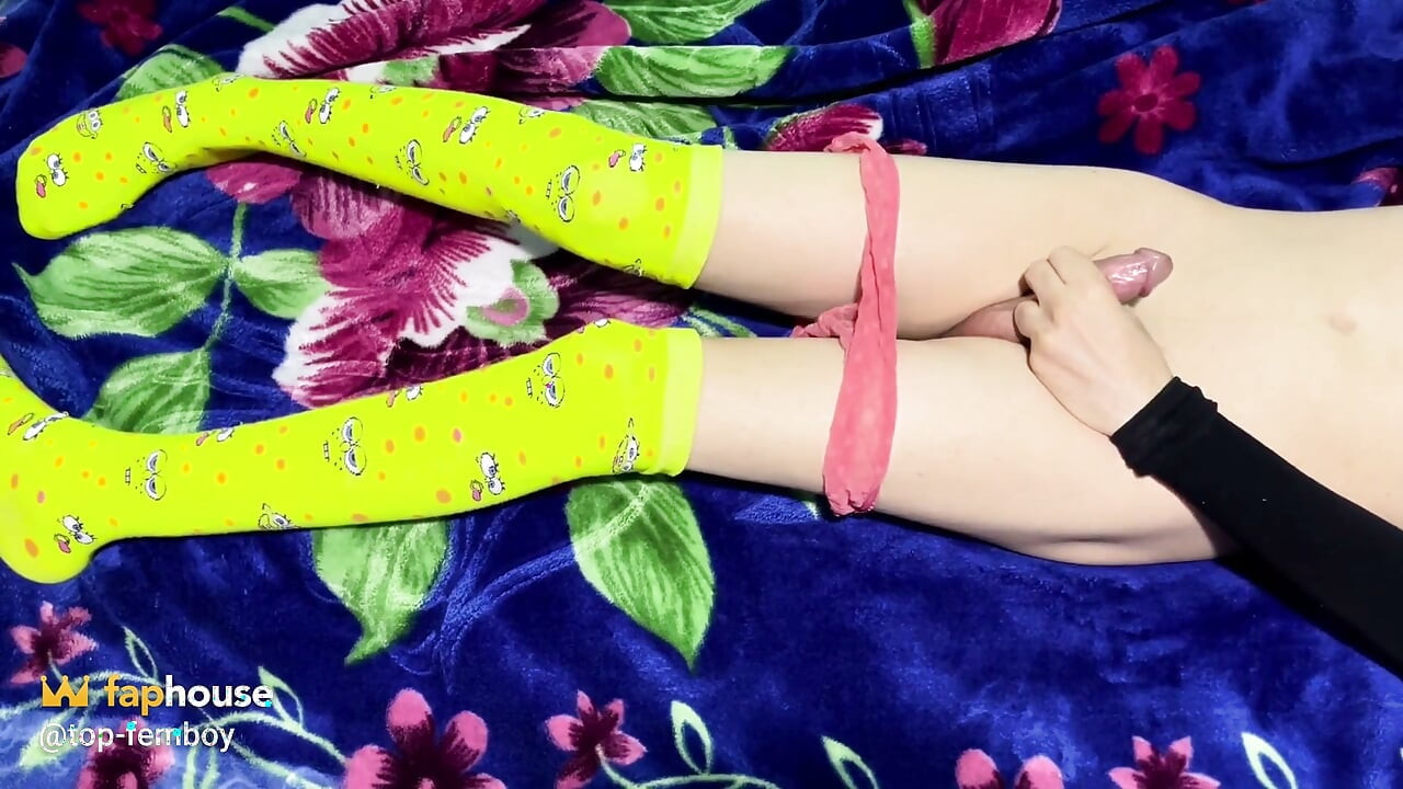 Pink Panty Cumshot Femboy