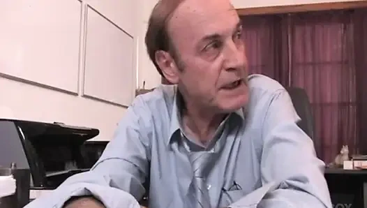 LESBIENNE GANG BANGS WITJ PUSSY EATING WITG GRILS