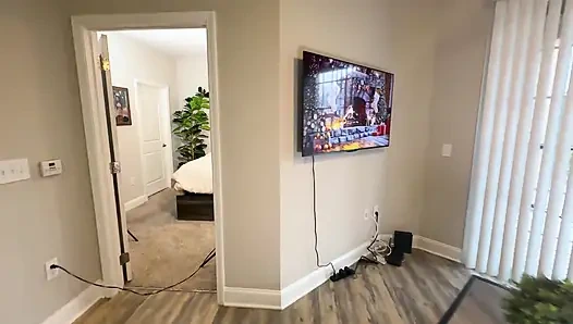 Bts Nicole Parker ve Lora Cross göt yalıyor ve amcıklarını siktiriyor