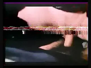 Debutantes nymphomanes pour messieurs solitaires (1984)