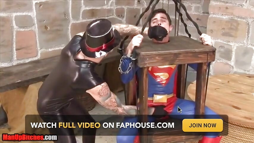Nightshade verslaat Superman