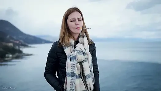 Kıyı dumanı anı sessiz meltem manzaralı