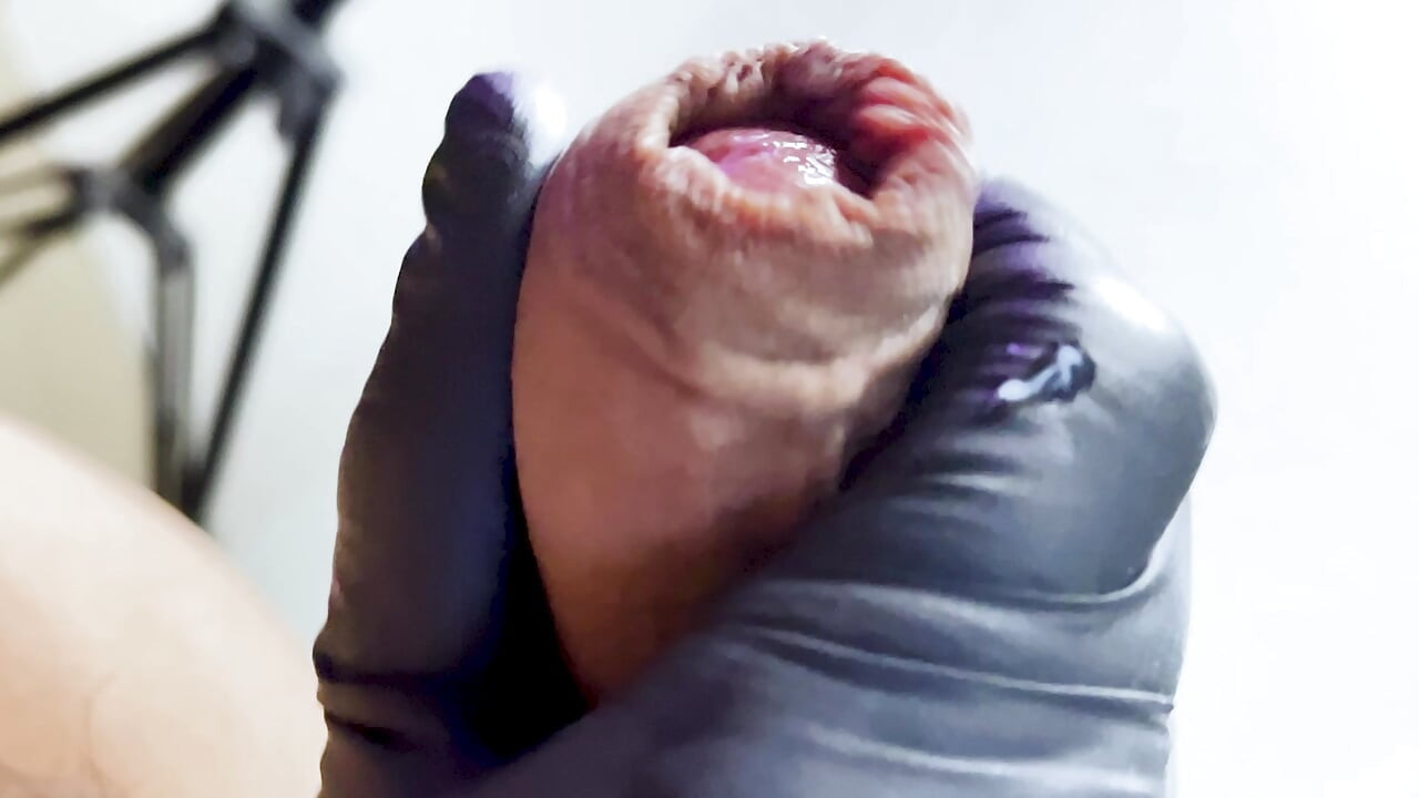 Uncut cock close up  big cum play