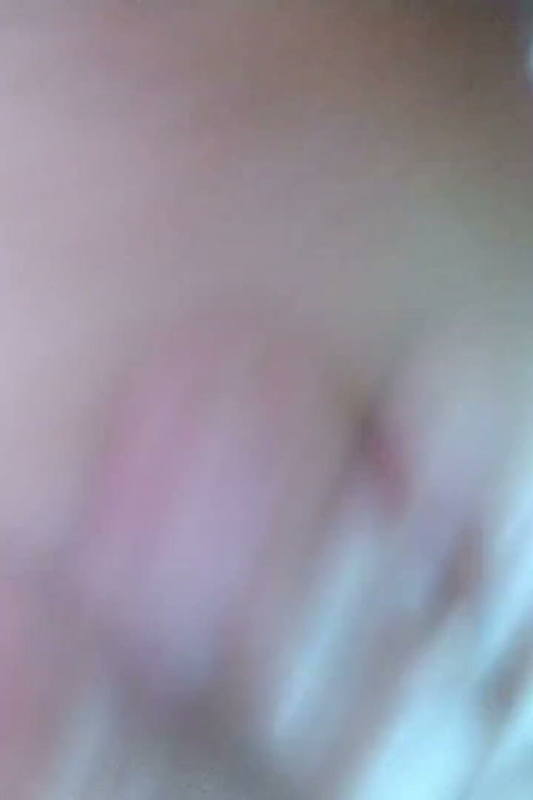 Después de que me cogieron con BBC llegando del motel, mi cornudo me toma y me hace creampie muy excitado