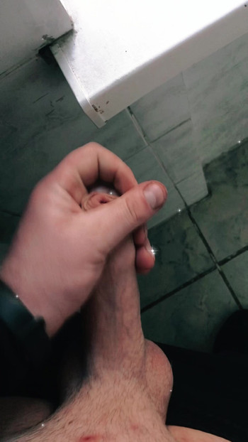 Jerking off and cumming on the windowsill with thick cum