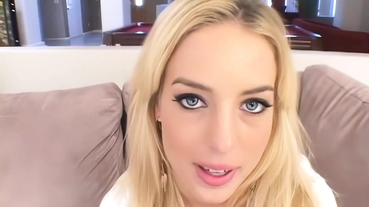 Babe Loves Cum
