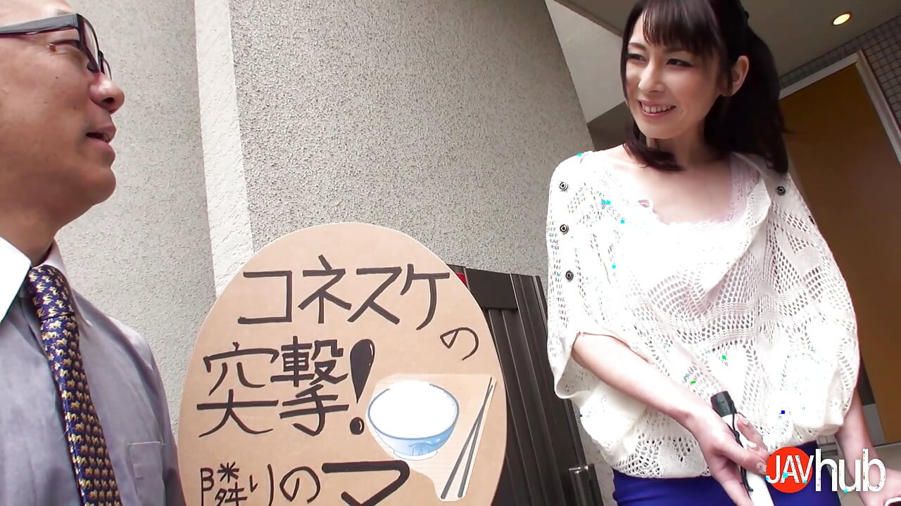 JAVHUB Satomi Usui lets her neighbor taste her pussy