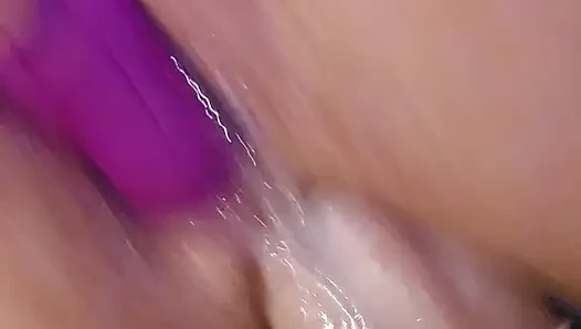 Dildo ile anal oyun