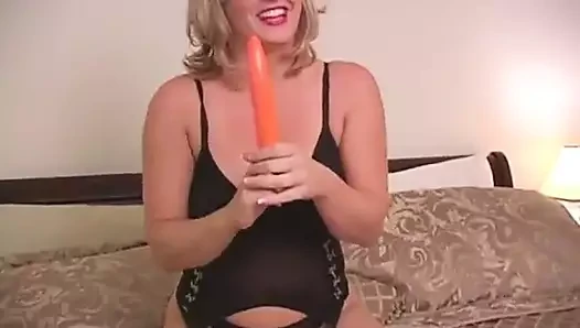 Large porn video – Kala with Dildo
