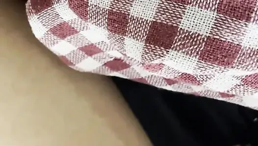 Ich finde meine kleine stiefschwester nackt in meinem zimmer liegen und ich fühle, sie hart zu ficken und sie in ihren sehr reichen arsch zu hämmern