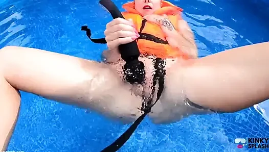Life Jacket Vibe Play in the Pool