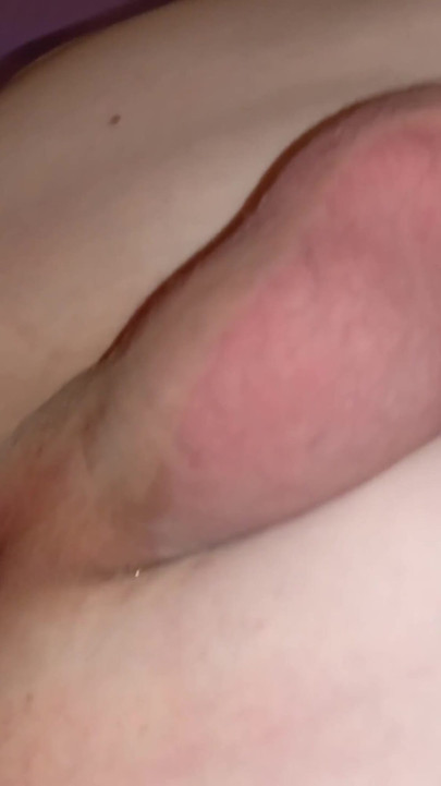 十代のFemboy大声でうめき声からパパの大きなコックに私のタイトなろくでなし