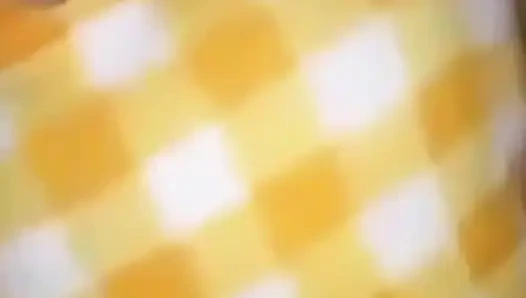 Sarı elbiseli kız çıplak video