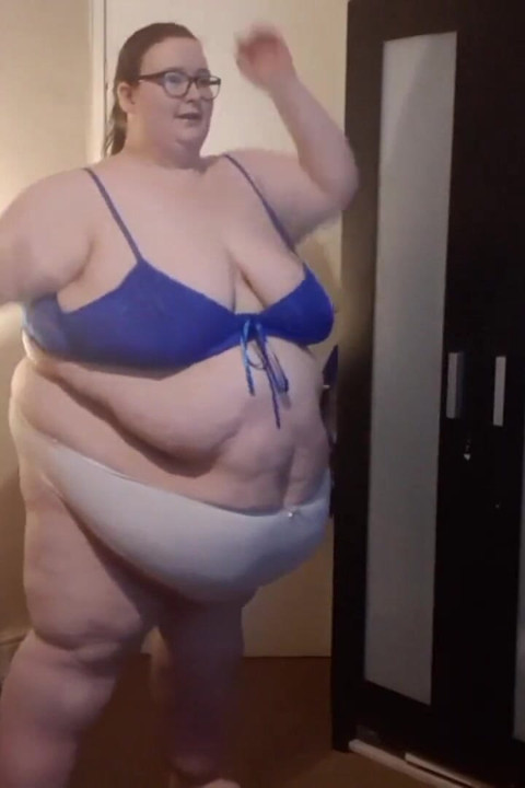 SSBBW does exercise routine