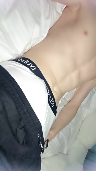 Need to cum Masturbating Boy