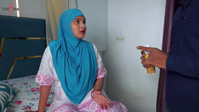 Muslim Pinki Bhabhi Pussy Shaved by Blinkit Delivery Boy and having Hardcore sex with Clear Hindi Audio.