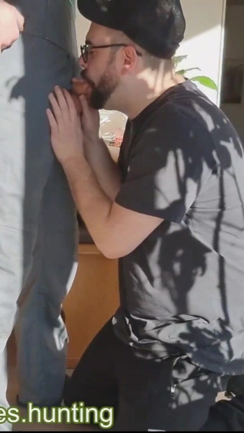 Trenutak koji morate vidjeti iz filma "Straight Farmer Boy Convinced"