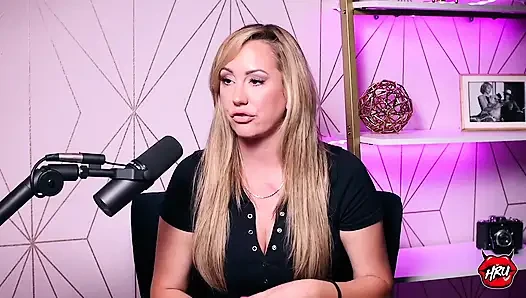 Brett rossi: comeback, kekacauan, dan apa yang sebenarnya terjadi pada Charlie Sheen