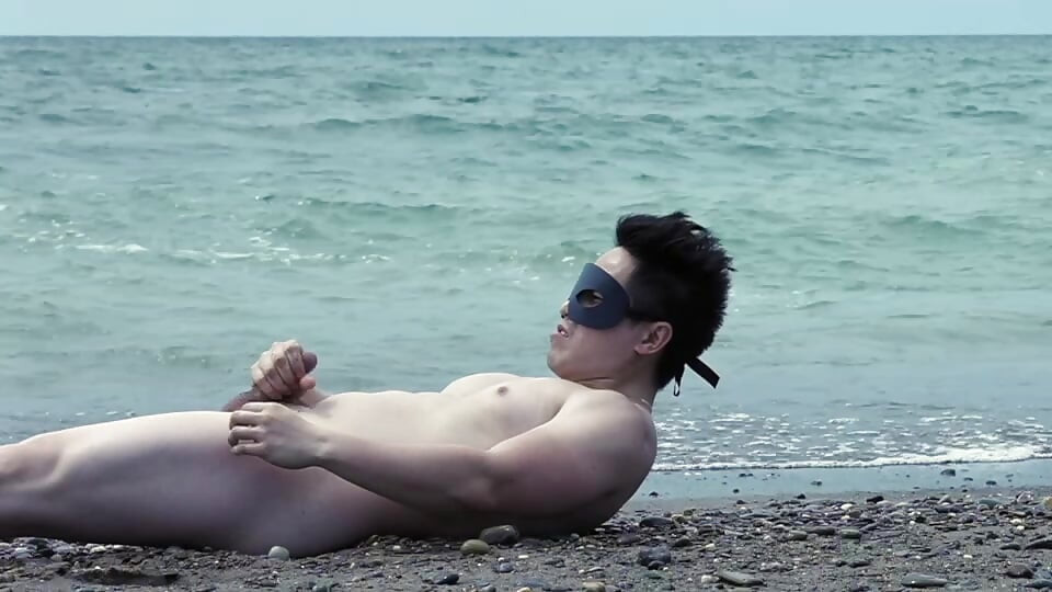 Spotted: the Ocean’s Personal Hype Man. Waves Crashing, Muscles Glistening, and Absolutely Zero Chill.