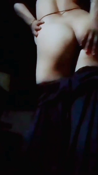 Güzel Desi Hintli Pencaplı Bhabhi'nin Azgın Sıcak Videosu | Bölüm 1
