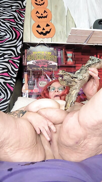 My Pussy so Tight Master? What Shall I Happy It with? Real Wood?