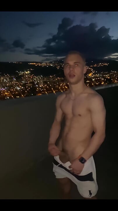 Jerking on Roof My House with Good View on Mountains