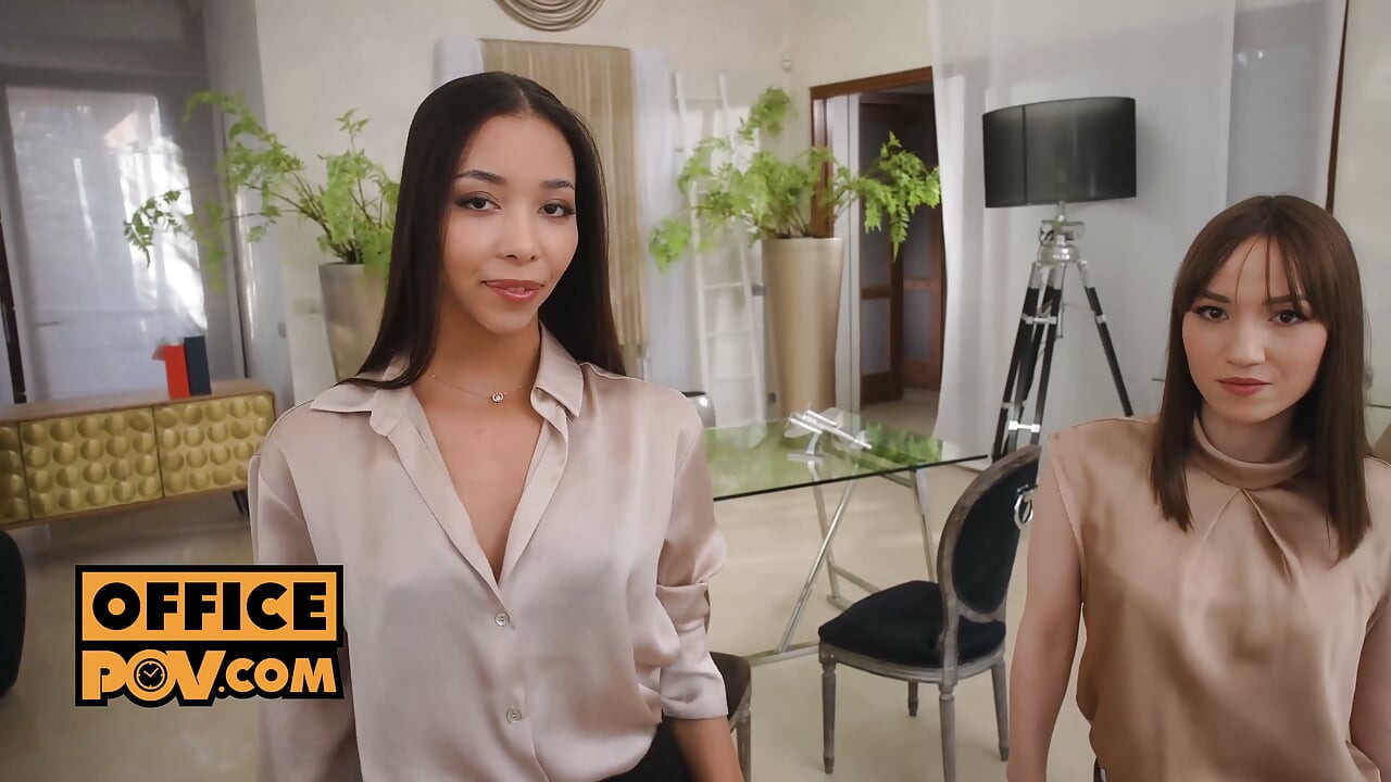 Kate Cathing You infidelă se transformă în sex în patru cu Angelika și Lia