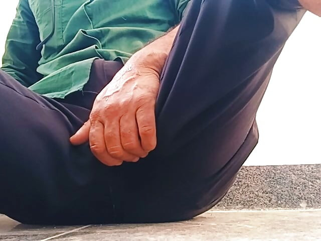 Morning time Old man mastrubation