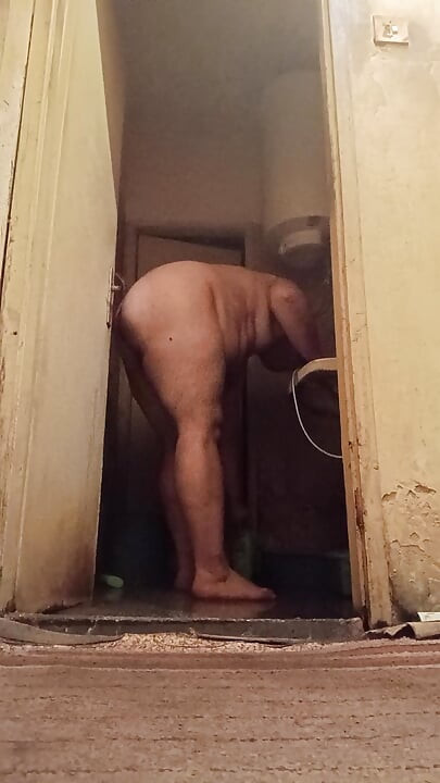 Under the shower of the goal
