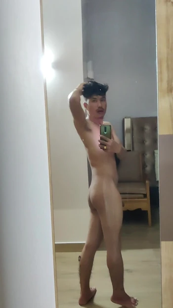 Cute Asian twink Daddies pet