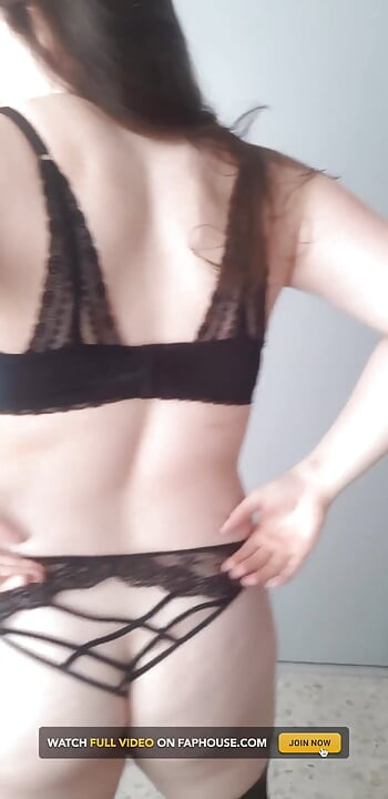 Sexy Striptease with Pantyhose & Heels