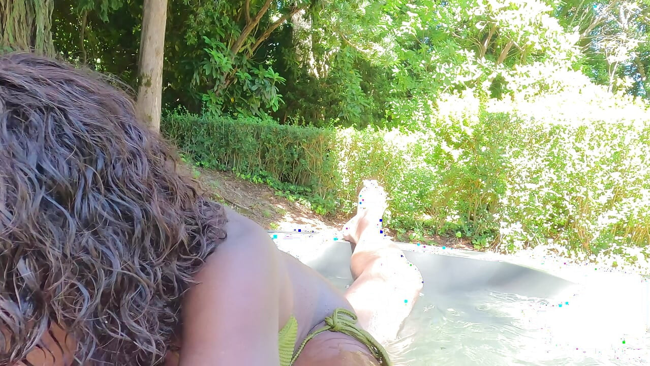 Mist Between the Mountains Sea has a multiple orgasm in the cold tub