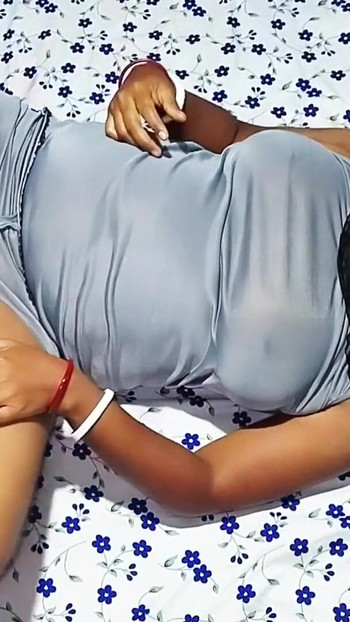 Mamoni bhabi kemény éves és bloujob | Klip 1