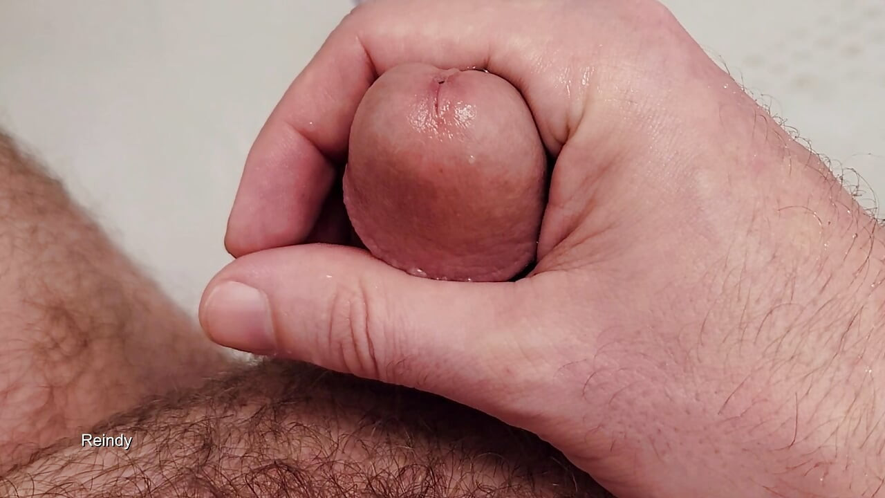 Epic Cum and Piss Fountains From My Pee Hole.