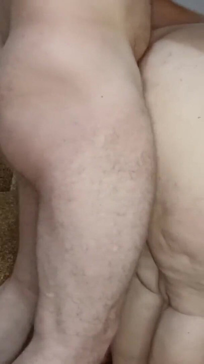 ฉันขี่ตูดใหญ่อ้วนของน้าและแตกในหีอวบๆ ของเธอ | คลิป 1