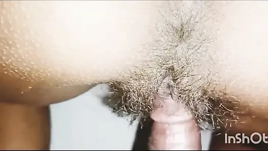 Video rekaman seks gadis desa india di kamar hotel!